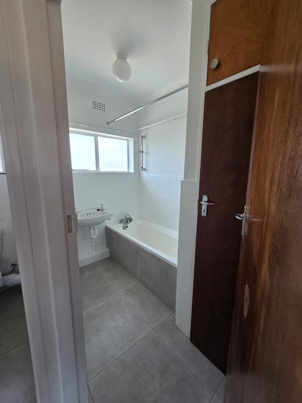 To Let 2 Bedroom Property for Rent in Thornton Western Cape